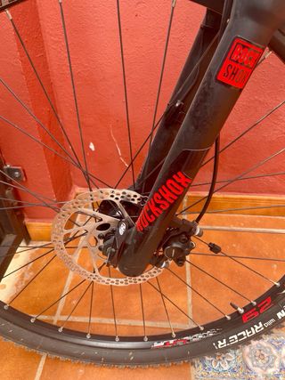 Bicicleta de Montaña BH Roja