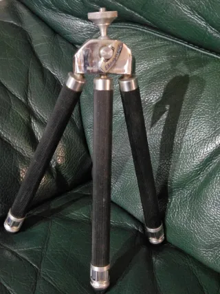 Trípode Vintage Ising