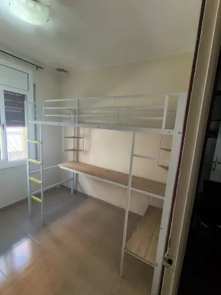 Litera con escritorio integrado