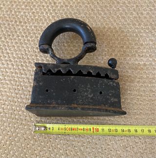 Ferro de alfaiate para passar a ferro,antigo