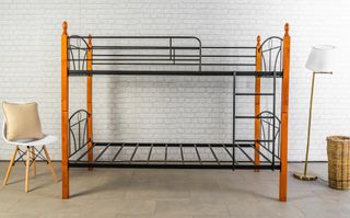 Litera singular de forja y madera