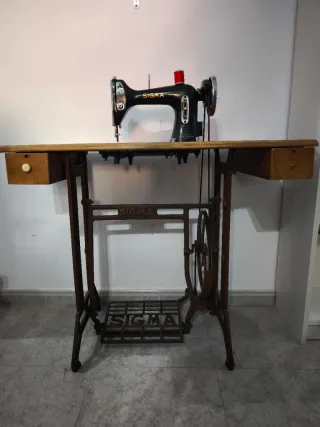 Máquina de coser antigua Sigma