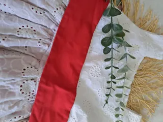 Vestido blanco niña bordado