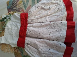 Vestido blanco niña bordado
