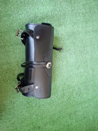 Bolsa herramientas moto custom negra