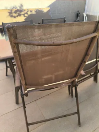 Mesa y sillas de jardín cristal y metal