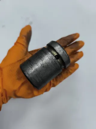 Llave de vaso 32 mm acero templado