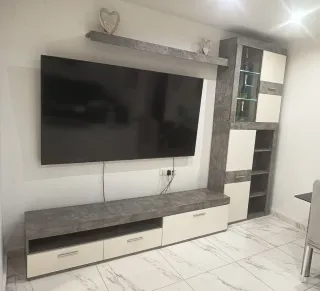 Mueble TV completo con luz LED