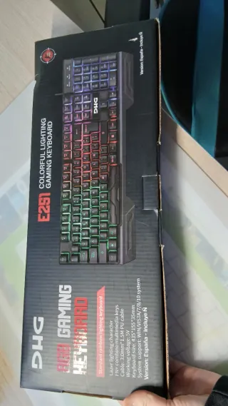 Teclado Gaming DHG E251 RGB ( ACEPTO OFERTAS )