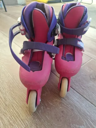 Patines en línea infantiles rosas y morados