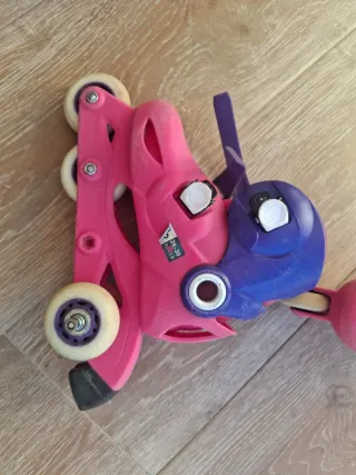 Patines en línea infantiles rosas y morados