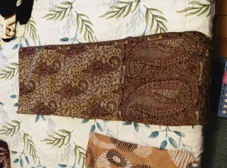 Bufanda Paisley Marrón y Rojo