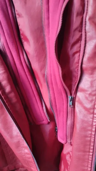 Chaqueta roja mujer a estrenar