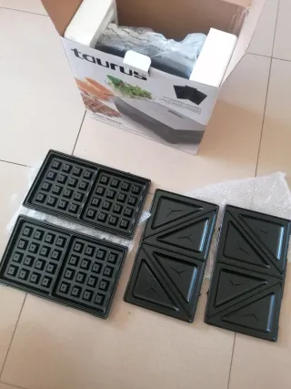 Sandwichera Taurus Miami Premium Nueva