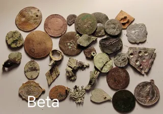 Lote monedas antiguas medallas objetos metal