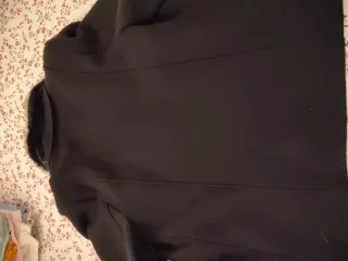 Chaquetón negro mujer con cuello de pelo