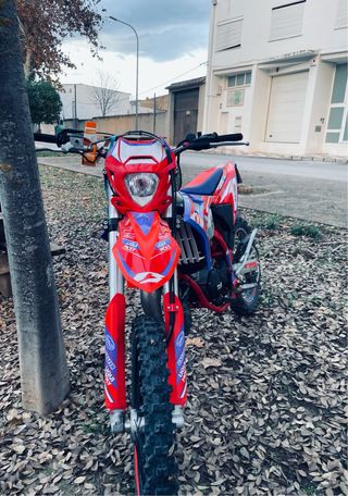 Beta RR Racing 2025 Enduro Moto