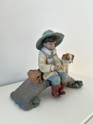 Figura Lladró Niño con Perro