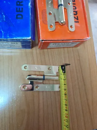 Bisagras Pernios 403 Bekusa Doradas 3uds 2,40€