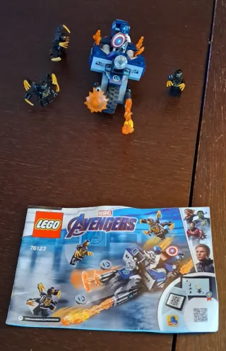 LEGO Avengers 76123
