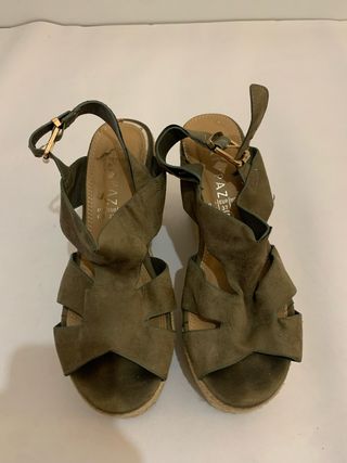 Sandalias cuña Marypaz verde Talla 37