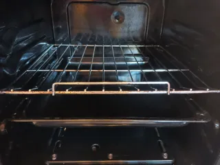 Cocina de gas 4 fuegos + horno