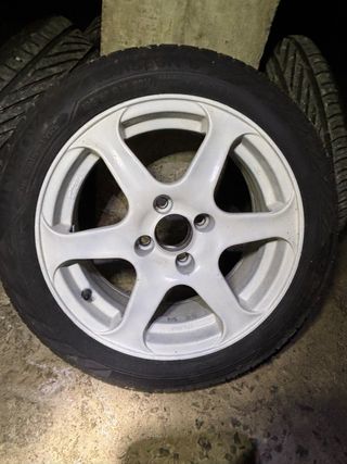 Llantas 15" 4x100 + Uniroyal RainSport 5 seminuevo