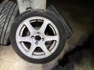 Llantas 15" 4x100 + Uniroyal RainSport 5 seminuevo
