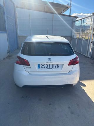 Peugeot 308 2013