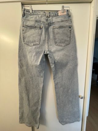 Vaqueros rectos Zara