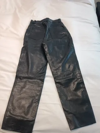Pantalón Cuero Vintage Talla 40