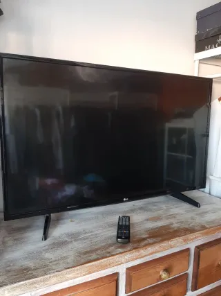 Televisor LG Negro
