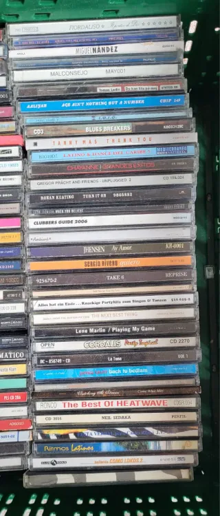 + 120 CDs Varios Artistas. Lote 25