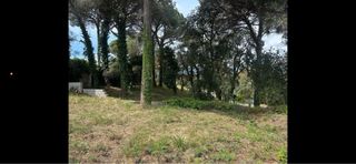 Terreno 750 m2 semi plano. Mas Mora Tordera