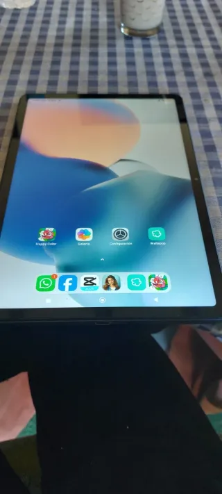 Tablet gris la vendo para gastos medicos por bizun
