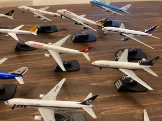Modellini aerei di linea
