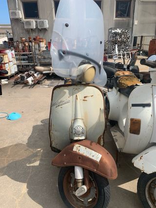 Vespa Super Primavera Scooter