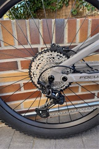 Bicicleta eléctrica Focus Jam 2 6.9