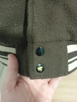 Cazadora Bomber Bershka Talla S