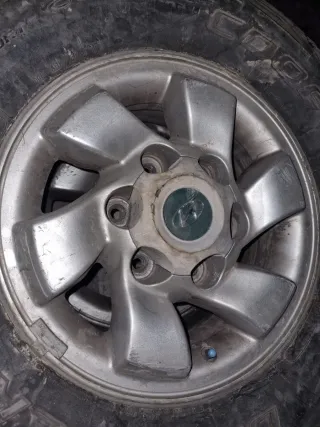 Llantas Hyundai/Mitsubishi 6x139.7 15pulgadas