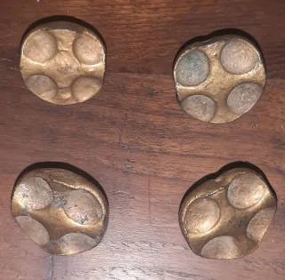 Mesa de forja con tapa de cristal