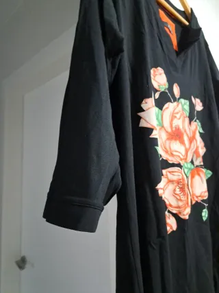 Camiseta larga floral El Corte Inglés T.44