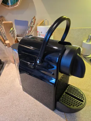 Macchina Caffè Nespresso De Longhi