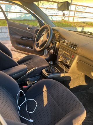 Volkswagen Passat 1998