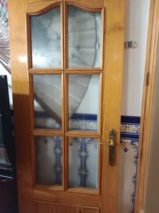 Puerta de interior con cristales