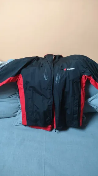 Parka Würth Negra y Roja