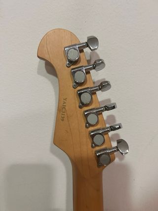 Guitarra eléctrica Rochester tipo Stratocaster