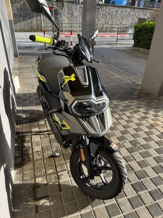 Moto Keeway Fact X 50 Negra