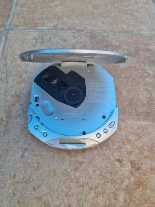 Reproductor CD Walkman Sony D-E220 ESPMAX