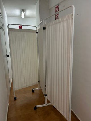 Biombo separador de ambientes tres cuerpos Tengo 2